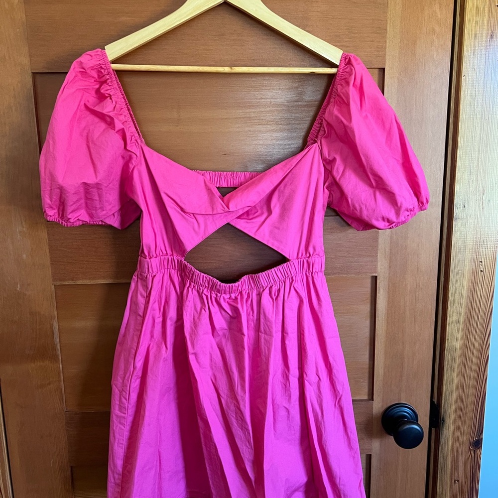 Cute & Sassy Dress with Puff Sleeves & cut outs